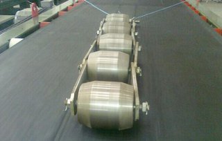 稱重給煤機廠家關于皮帶跑偏的問題解決